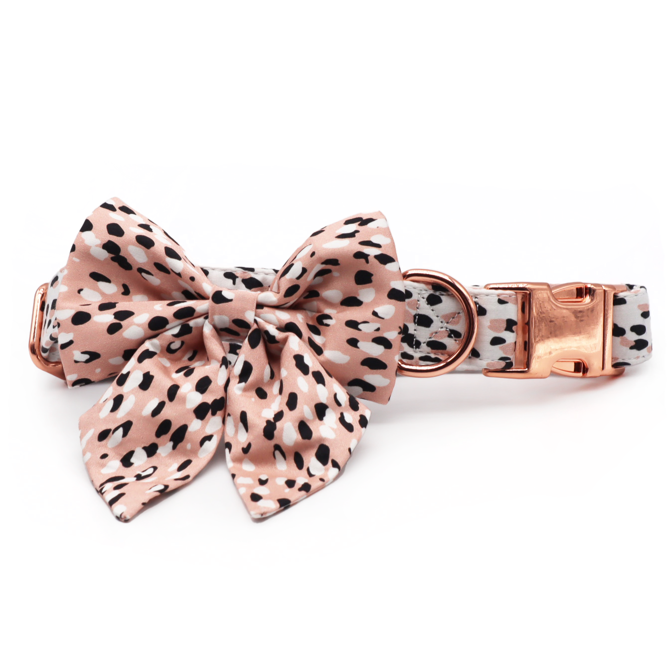 The Harlow Lady Bow Collar